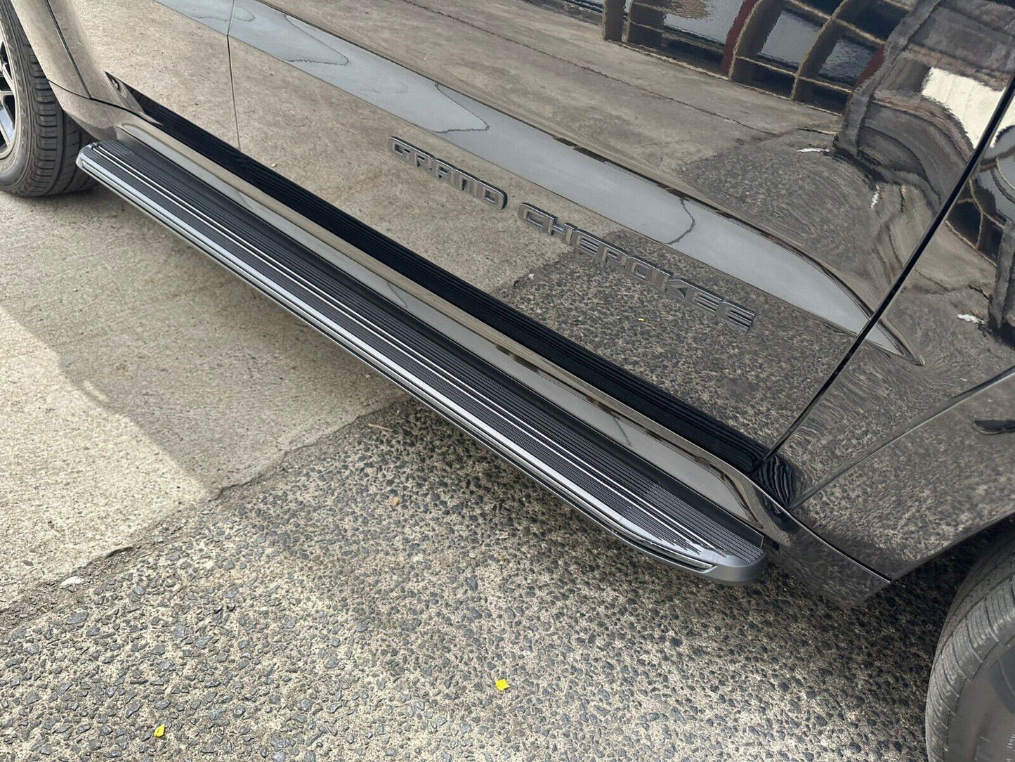 Black Side Steps for Jeep Grand Cherokee SRT S-Limited S-Overland 11-22