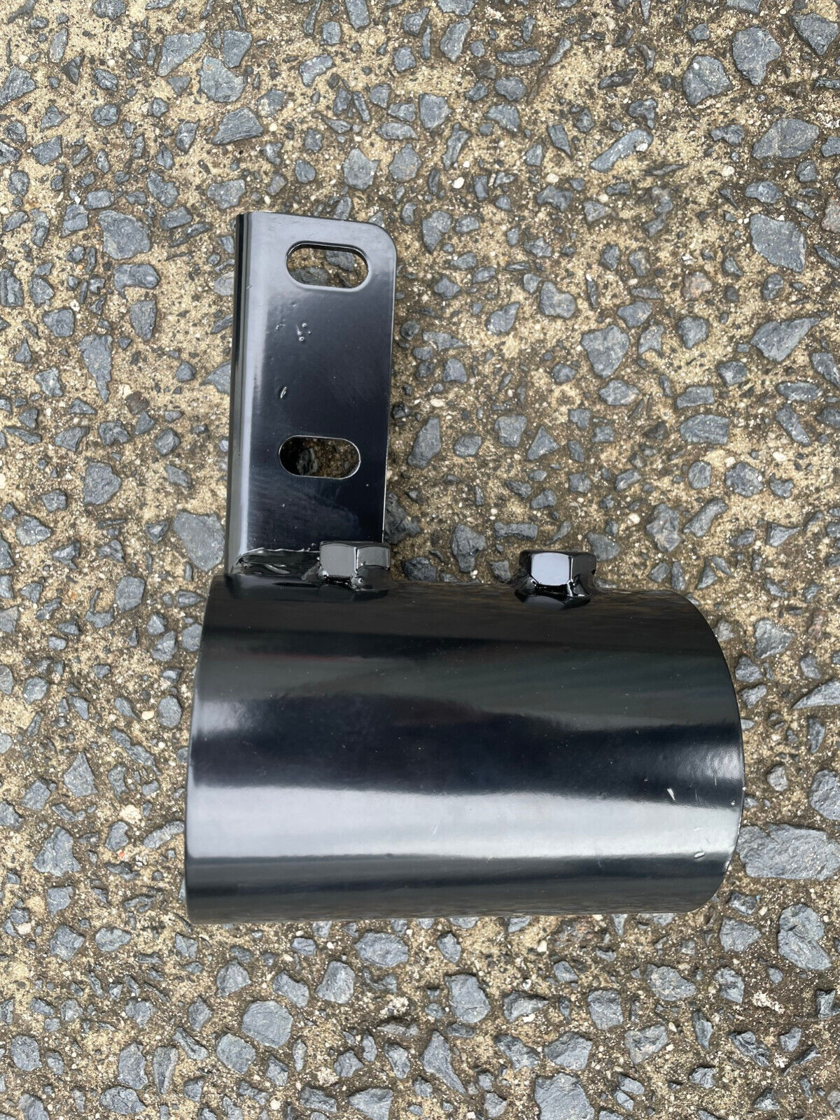 A pair of Steel Bracket Ladder Rack Brackets for Ute Tub to TO FIT 3'' 76mm TUBE