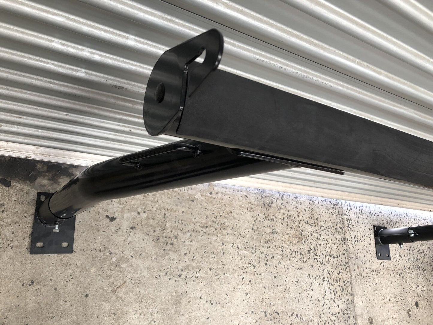 Black Powder Coated Steel Ladder Rack universal fit trays Heitht: 940mm