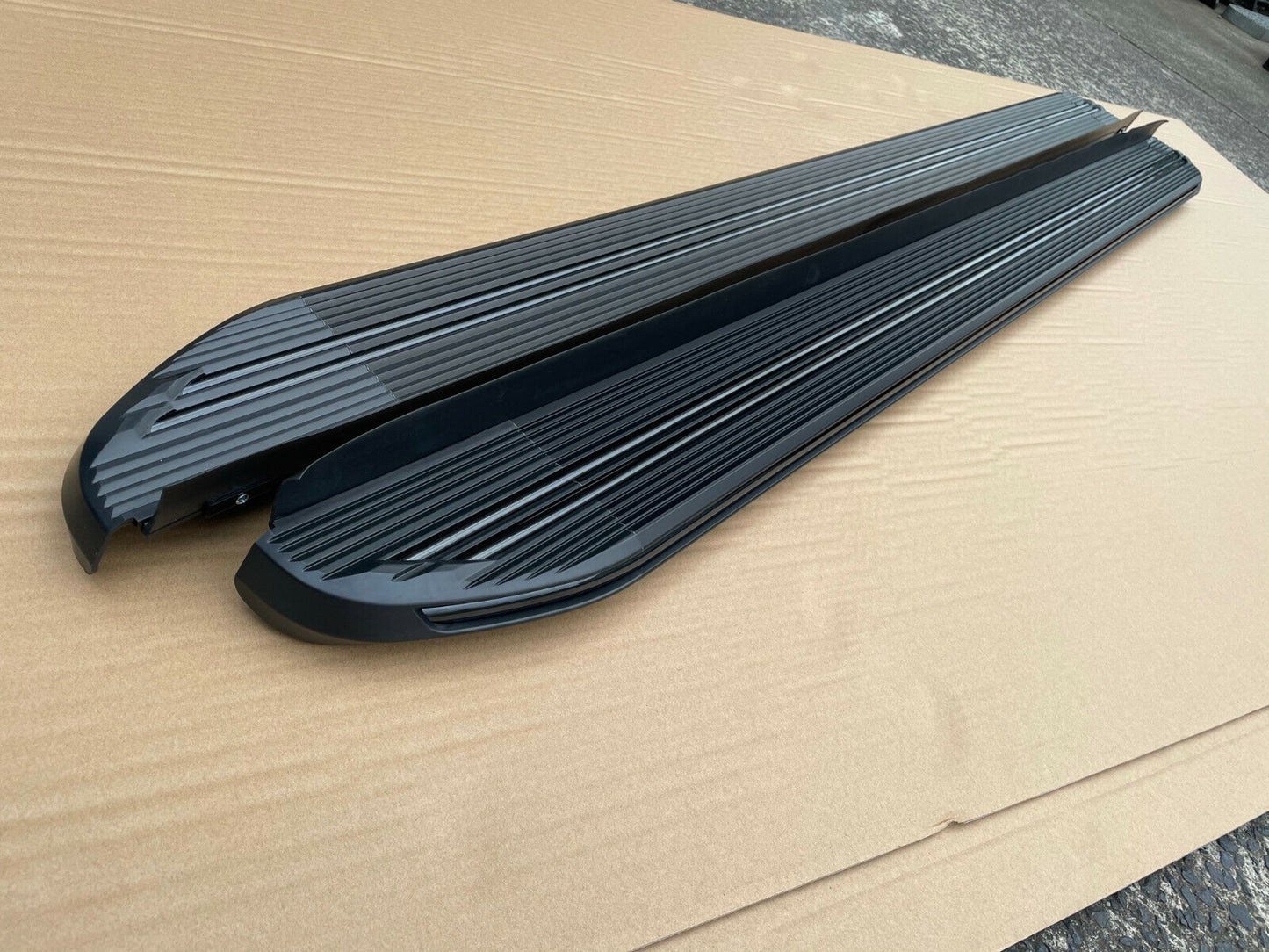 Super Cab BLACK Alloy Side Steps TO FIT FORD RANGER Super Cab 2012 - 2022 (XRB)