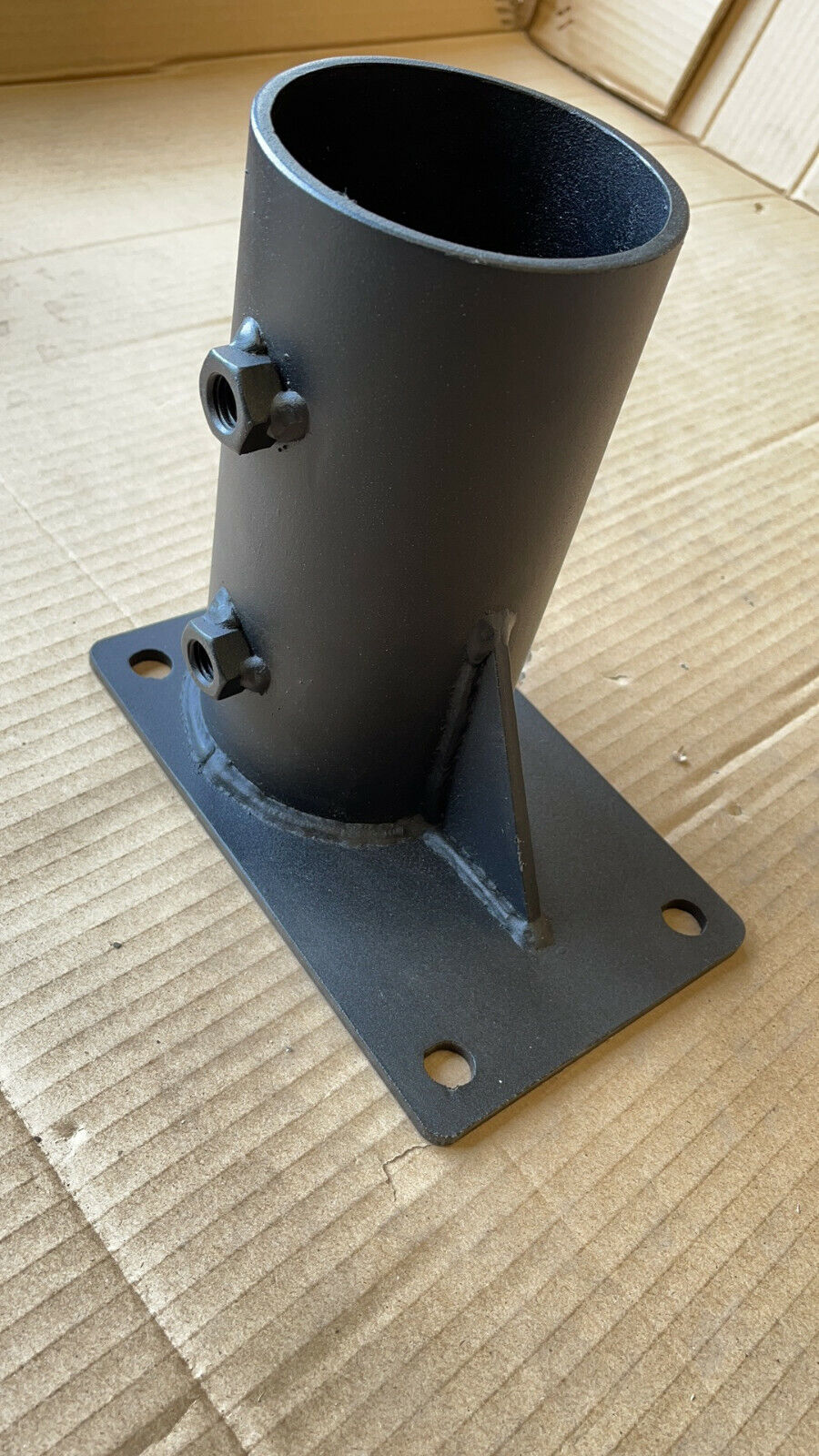 A pair of Heavy Duty Brackets for 3'' 76mm tube Ladder Rack Inner Diameter 82mm