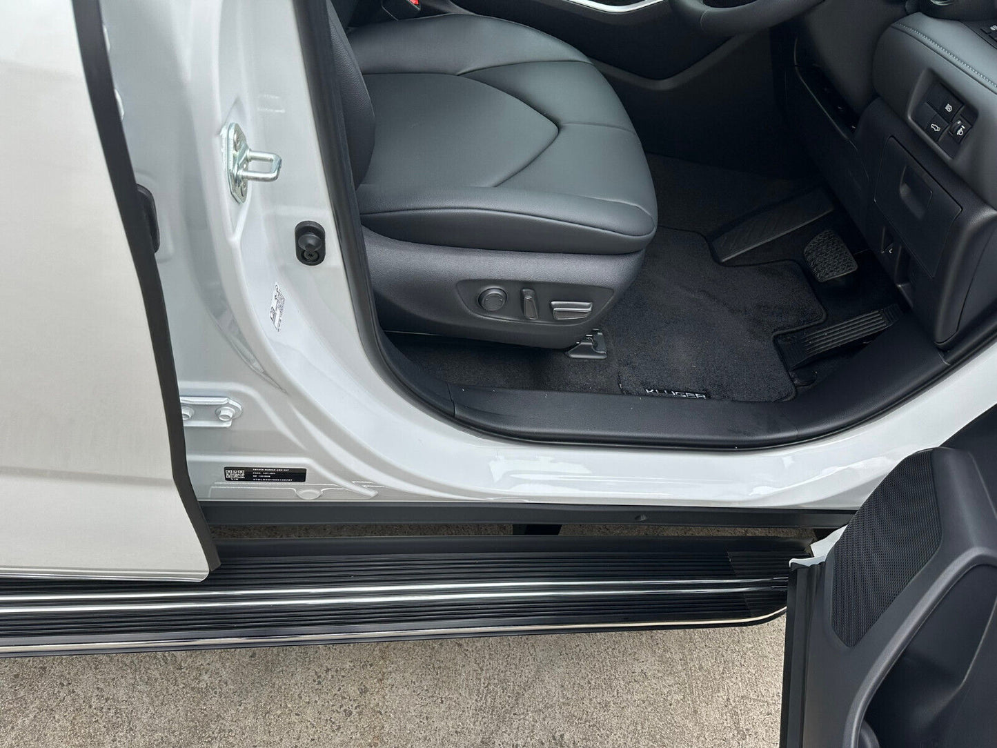 Side Steps Running Boards Aluminium for The New Toyota Kluger 2021 - 2024 (XR)
