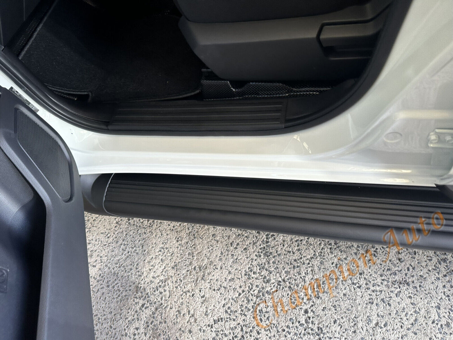 A Pair of Alloy side steps For All-New Mitsubishi MV Triton Dual Cab 2024+ (CBB)