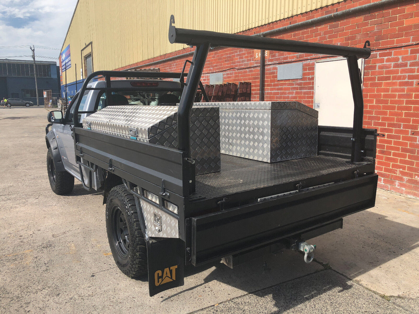 Black Powder Coated Steel Ladder Rack universal fit trays Heitht: 940mm