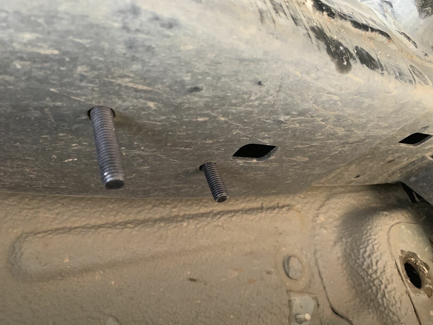 6 U bolts for Amarok side steps brackets U bolts ONLY FREE POSTAGE