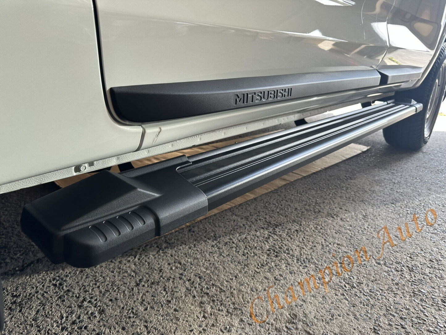 BLACK Alloy side steps For All-New Mitsubishi MV Triton Dual Cab 2024+ (HD24)