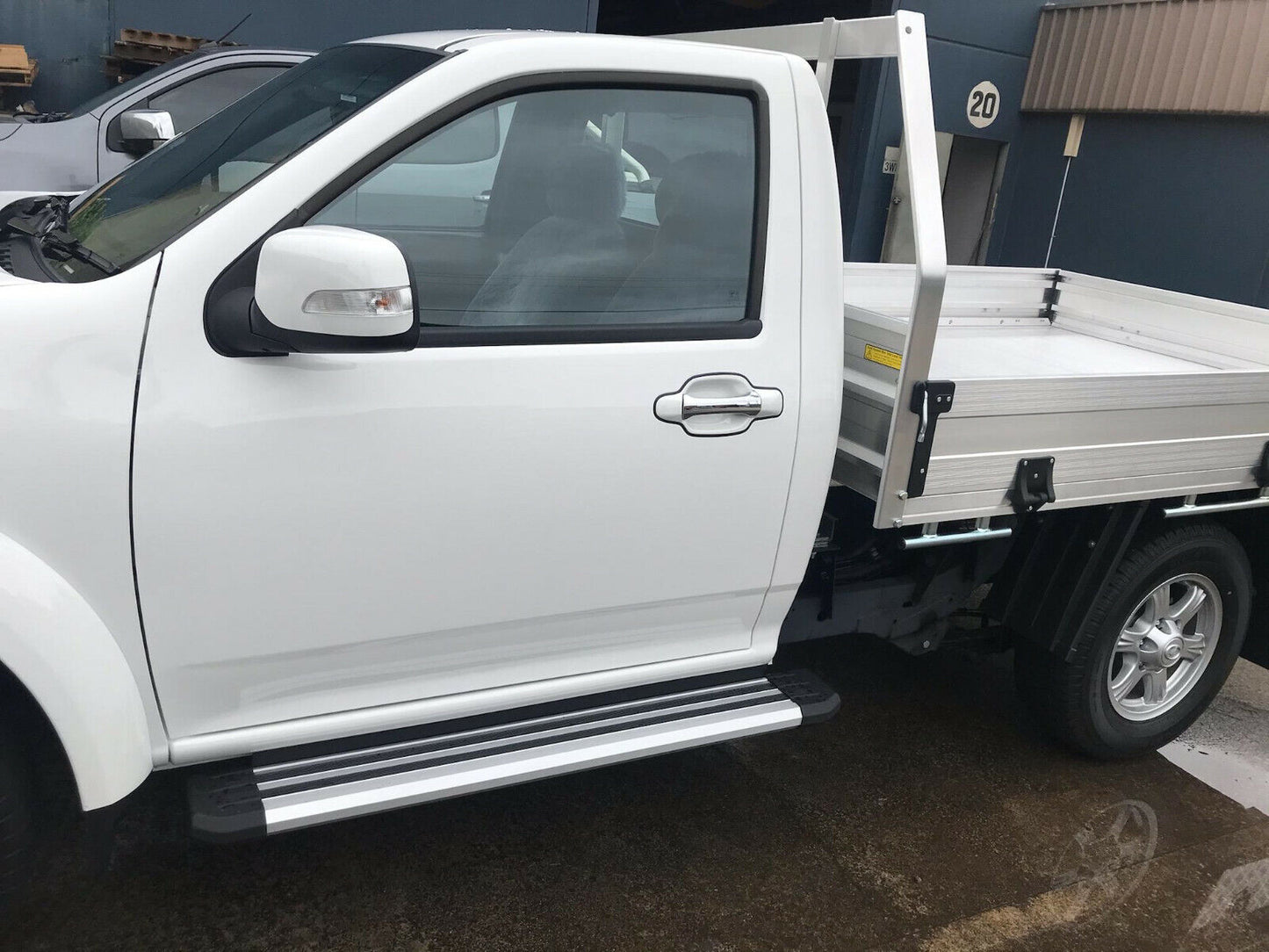 Single Cab Side Steps for VW Amarok single cab 2010-2019 (S6)
