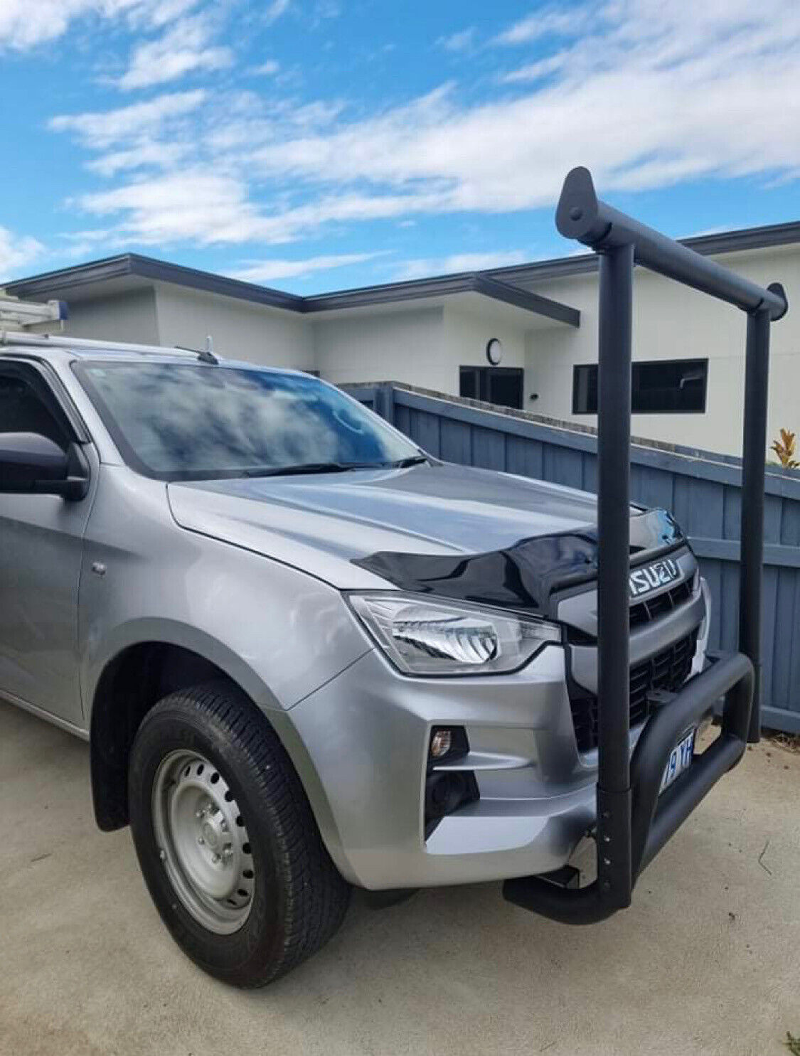 Nudge Bar for Isuzu Dmax D-Max with Front Ladder Rack H Rack H-Frame 9/2020-2024
