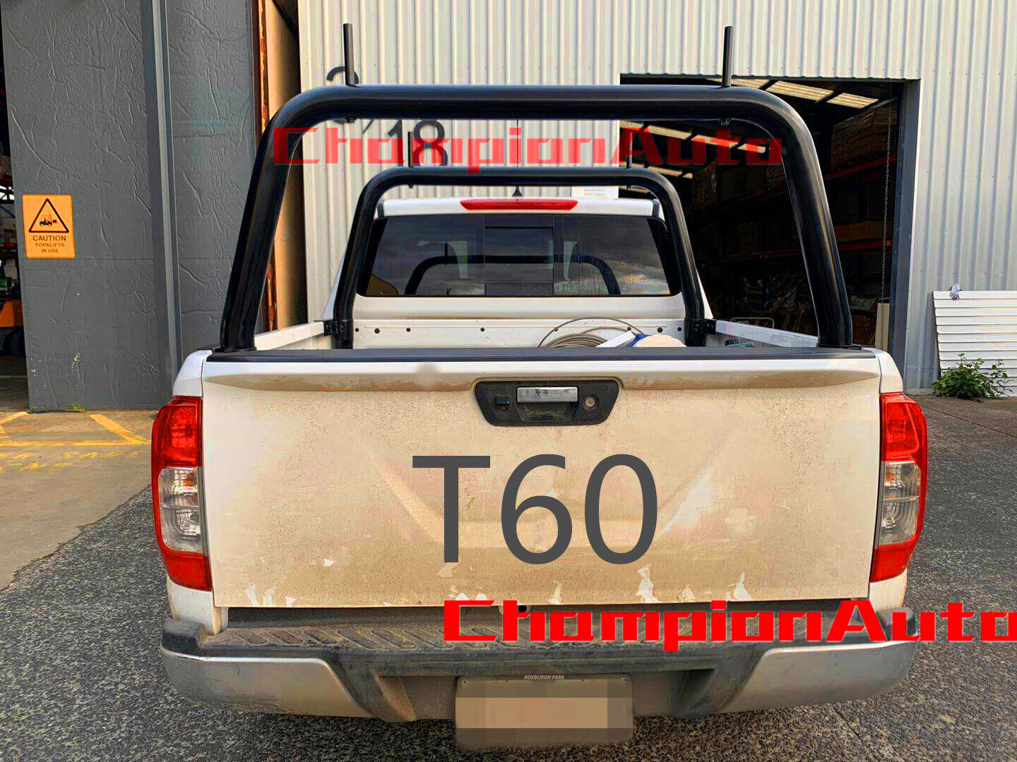 A pair of 3" Black Powder Coated ladder rack for LDV T60 Dual Cab Tub