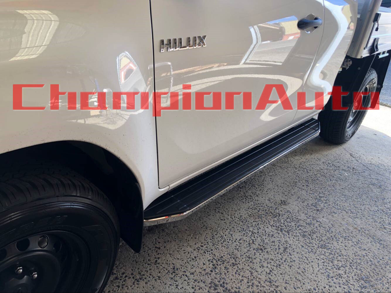 Side Steps For Extra Cab Toyota Hilux WorkMate 2015 - 2024 (CMP88)