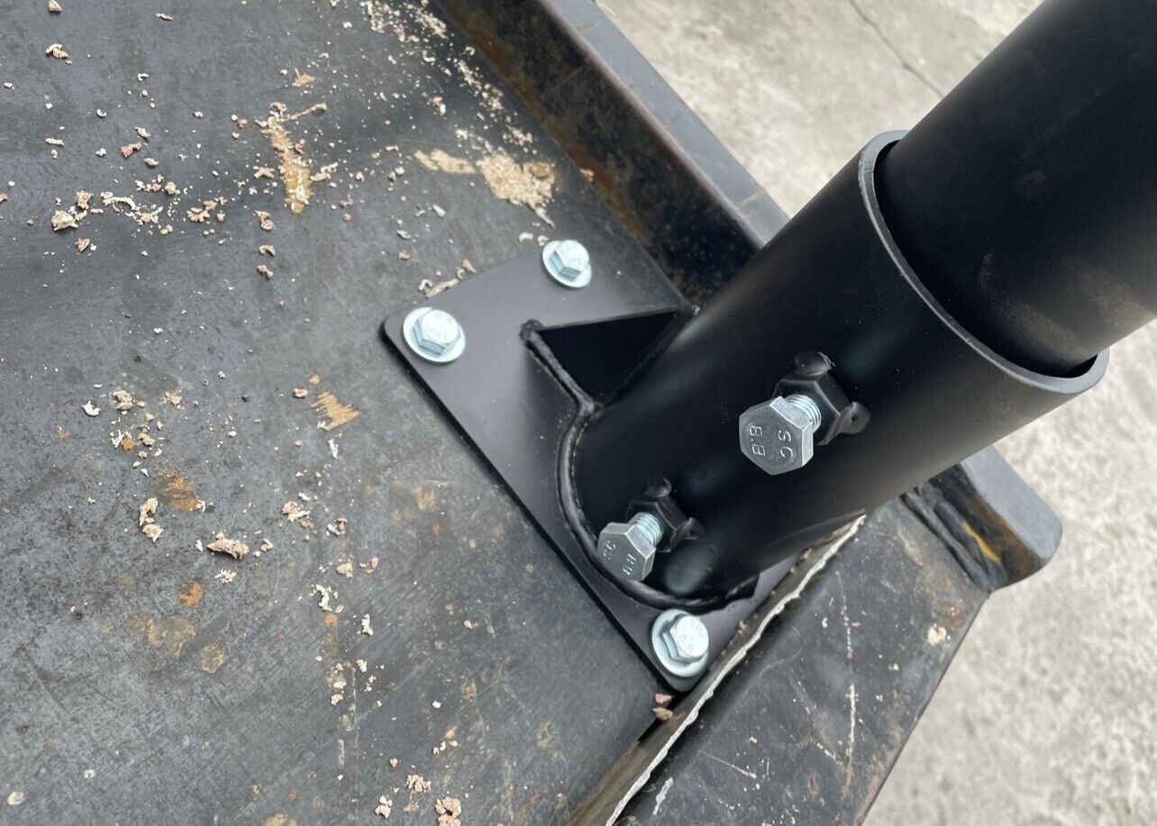 A pair of Heavy Duty Brackets for 3'' 76mm tube Ladder Rack Inner Diameter 82mm