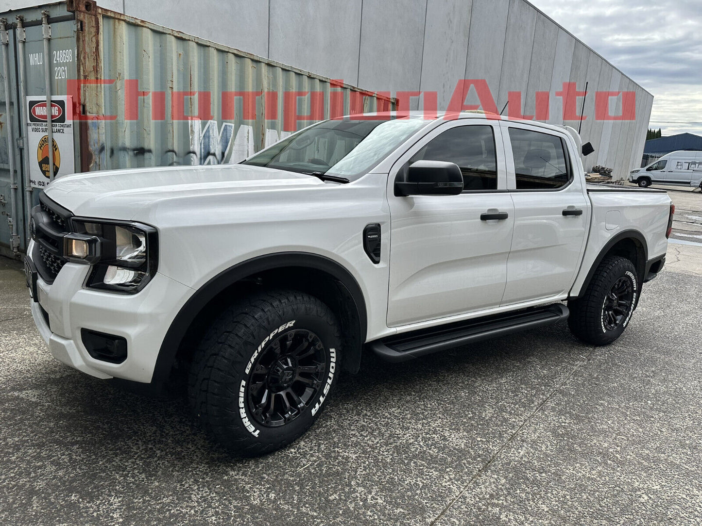 A PAIR Black Side Steps For NEXT GEN Ford Ranger Dual Cab 2022-2024 (CBB)