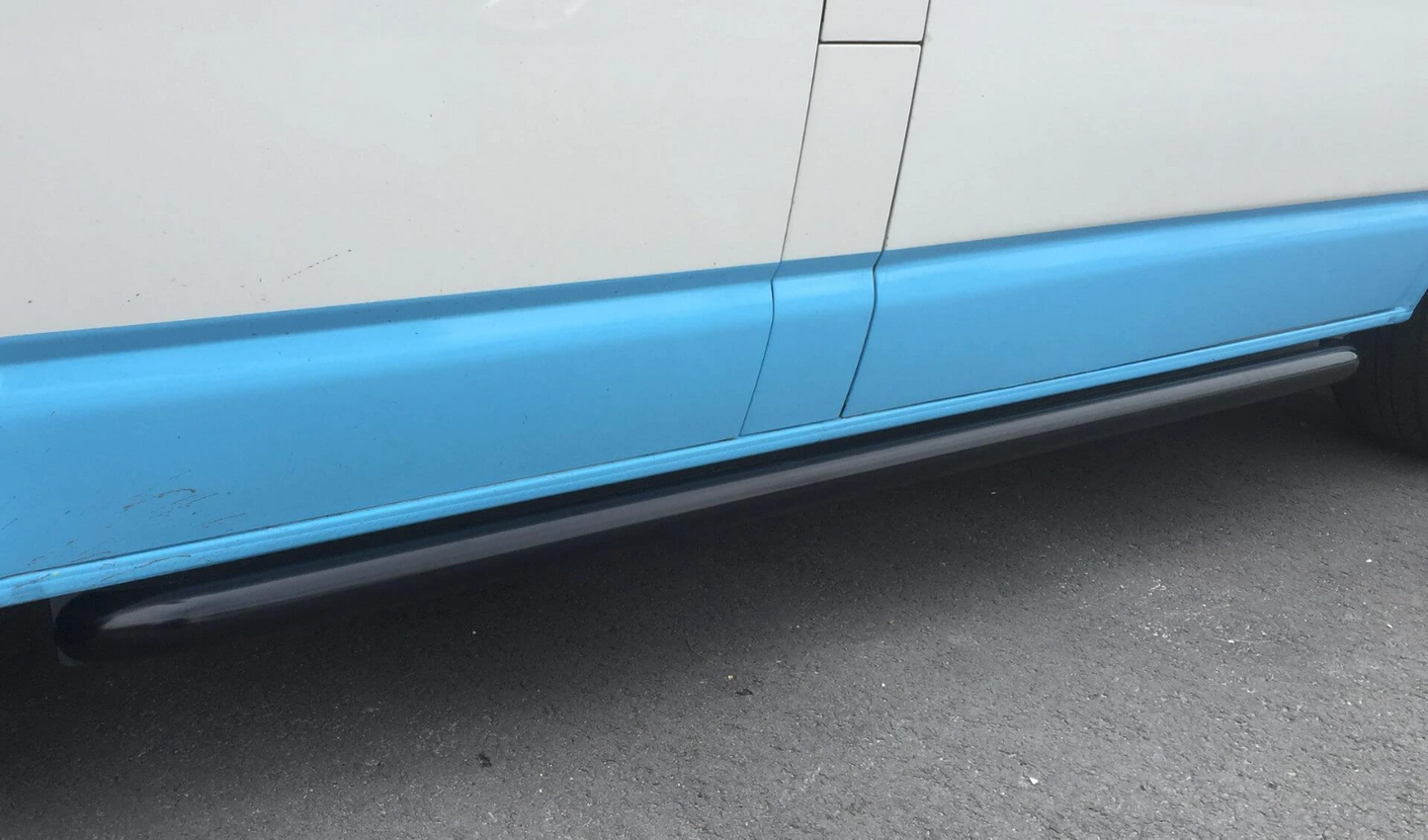 To Fit 2015+ Volkswagen Transporter T6 / Caravelle SWB Curved Side Bars BLACK