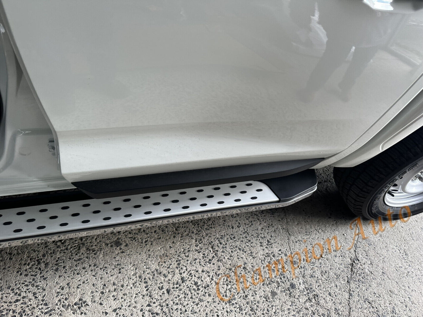 Pair of Alloy side steps For All-New Mitsubishi MV Triton Dual Cab 2024+ (CMP16)