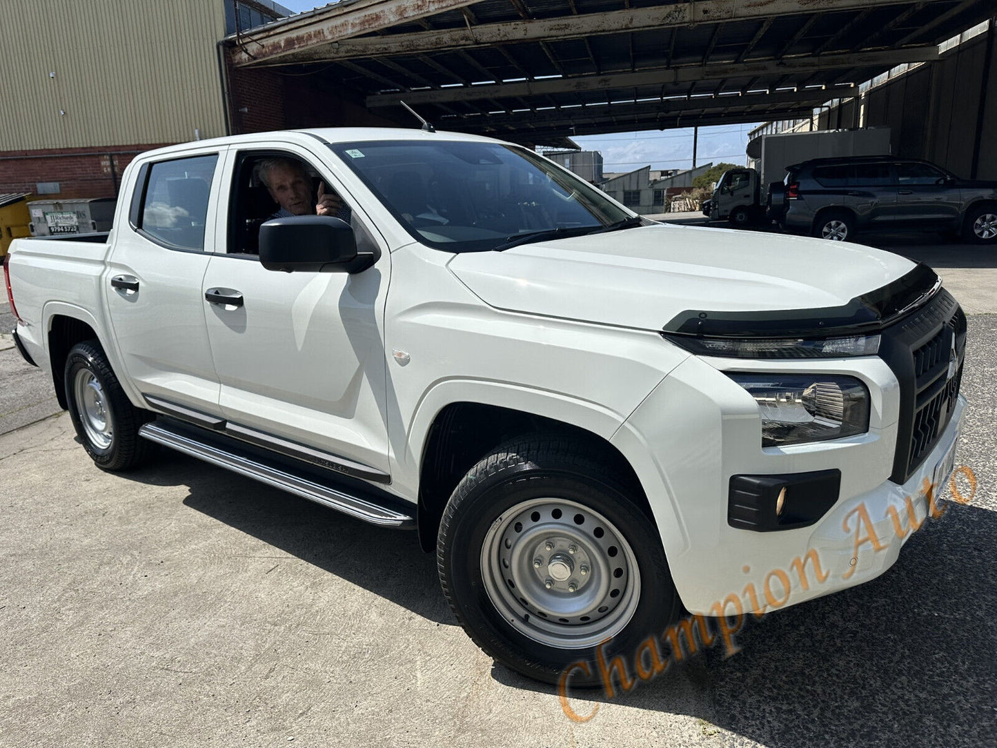 Pair of Alloy side steps For All-New Mitsubishi MV Triton Dual Cab 2024+ (XR)