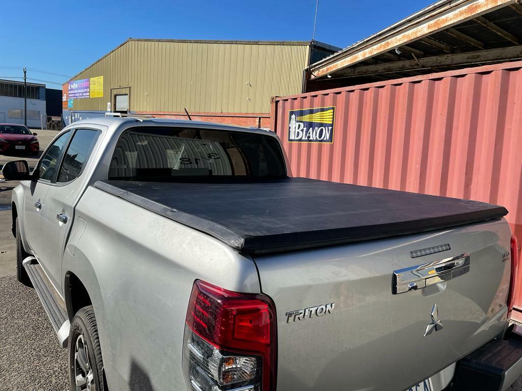 Tri Fold Soft Tonneau cover For Mitsubishi MQ MR Triton Dual Cab Tub 2015-2023