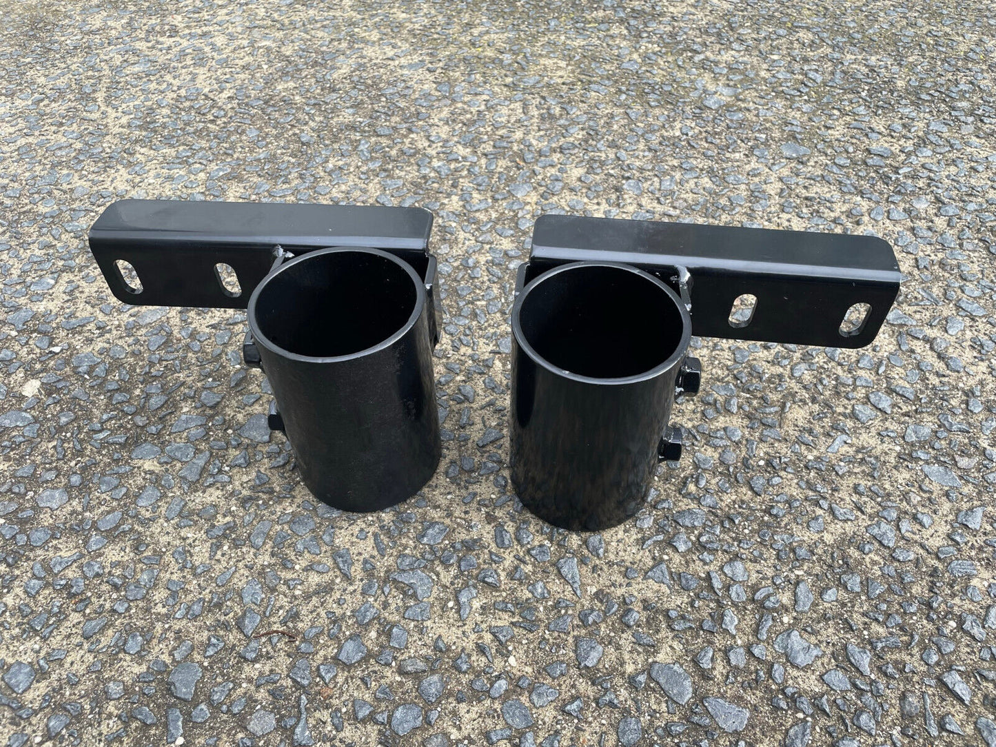 A pair of Steel Bracket Ladder Rack Brackets for Ute Tub to TO FIT 3'' 76mm TUBE