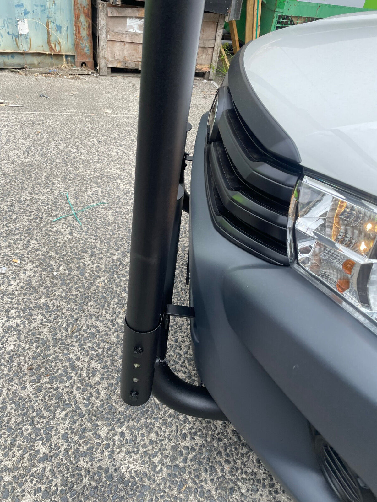 Nudge Bar for Toyota Hilux 2015-2024 single cab with Front Ladder Rack H Rack