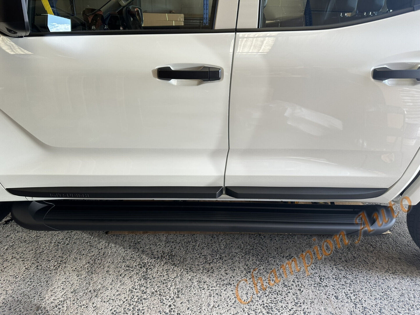 A Pair of Alloy side steps For All-New Mitsubishi MV Triton Dual Cab 2024+ (CBB)