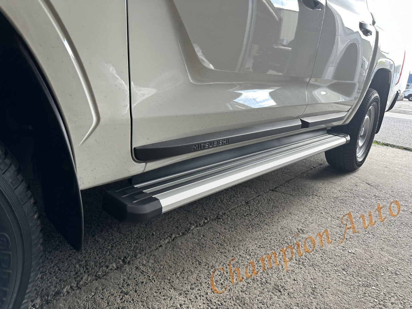 Pair of Alloy side steps For All-New Mitsubishi MV Triton Dual Cab 2024+  (S6)