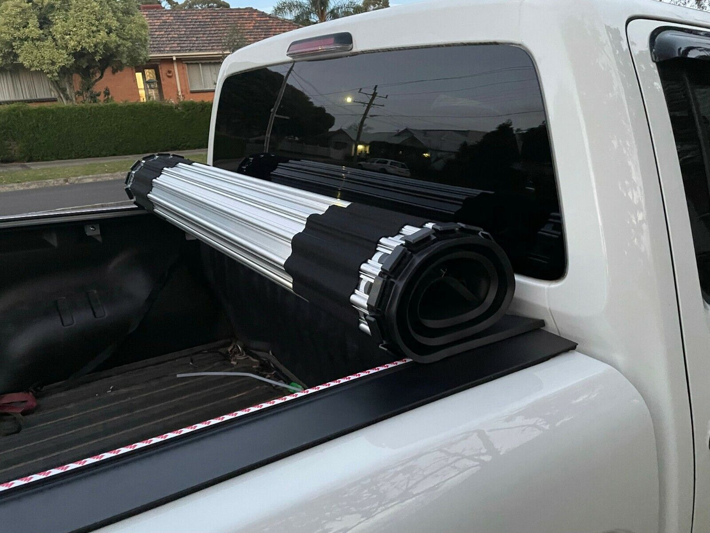 VW AMAROK 2010-2022 Aluminium ROLLER SHUTTER COVER Tonneau (Top Roll Style)