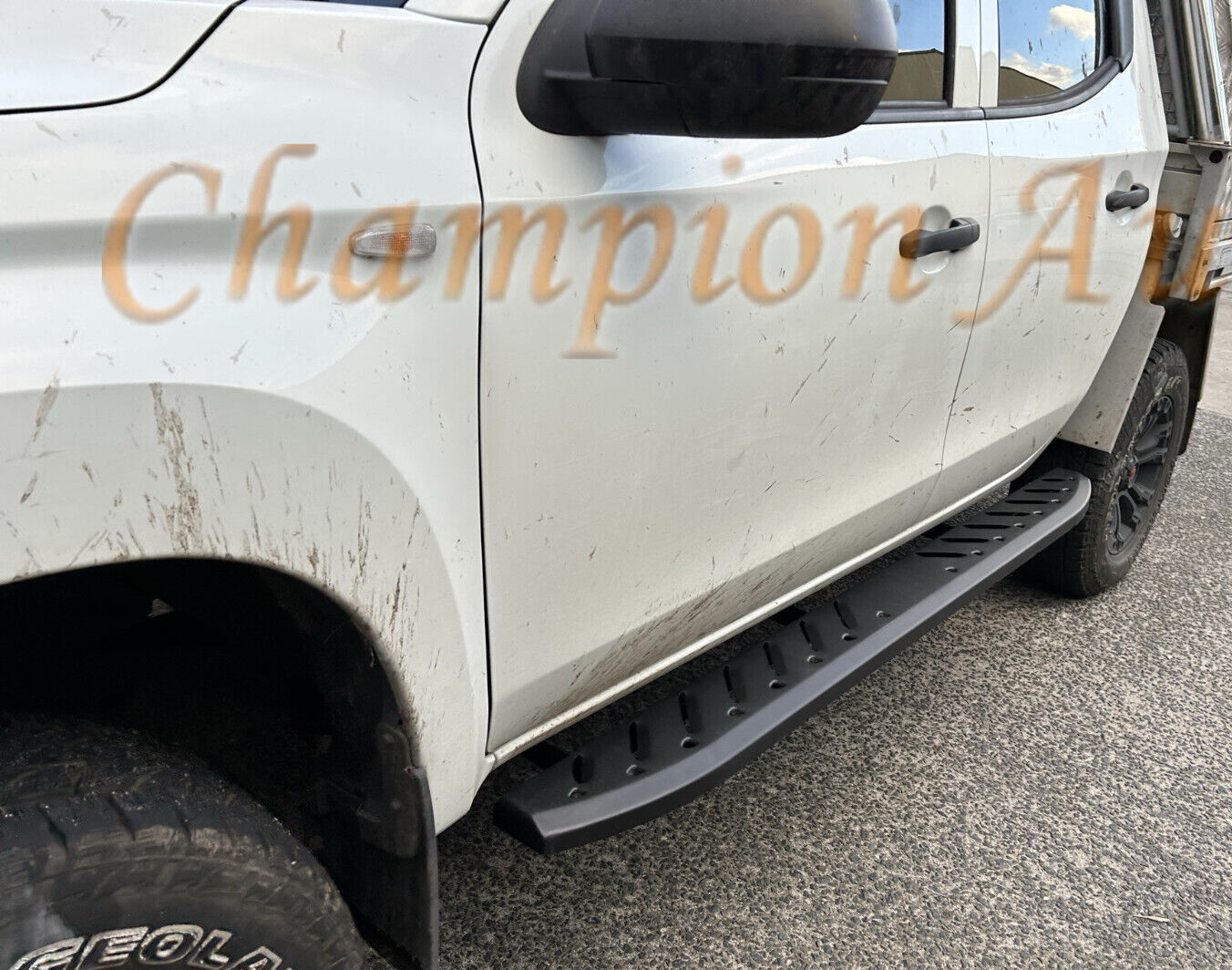 Side Steps Running Boards FOR Mitsubishi Triton MR Double Cab 2019+ (Shark Bar)