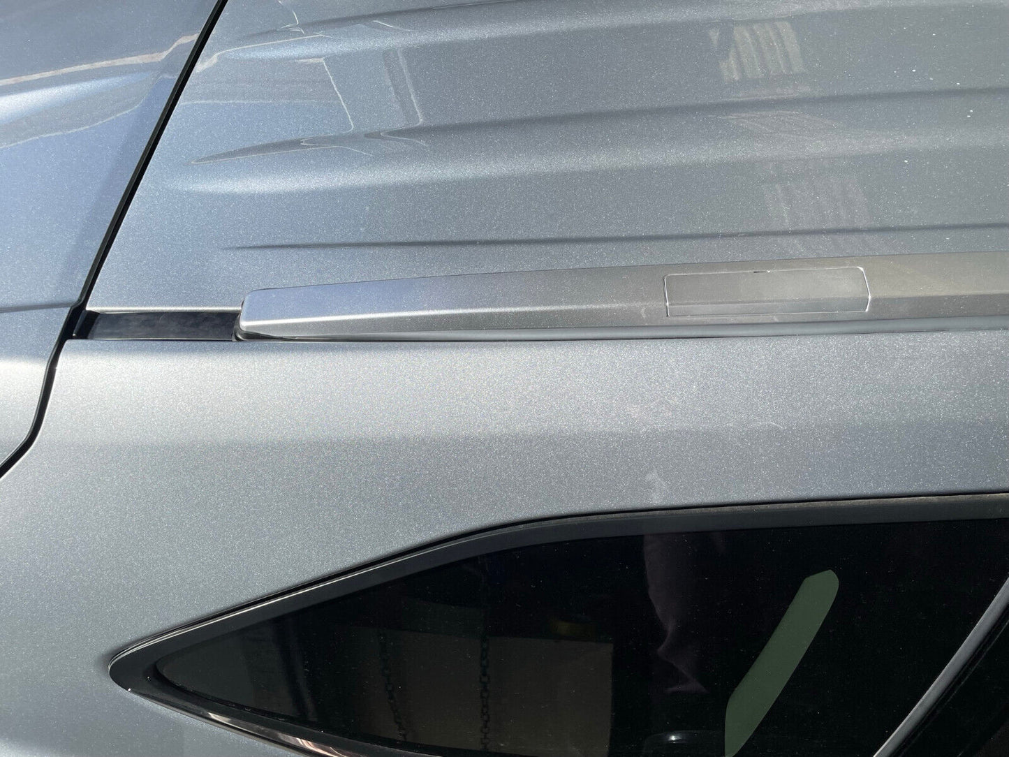 Roof rack crossbars with Silver Roof Rails For Kluger GX FROM 03/2021-2024