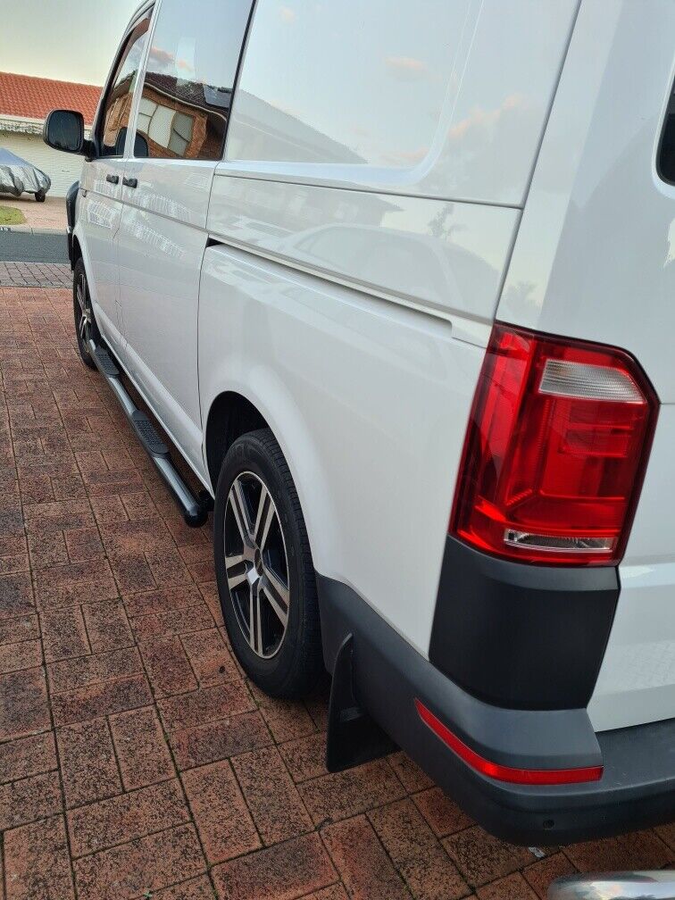 VW T6  TRANSPORTER CARAVELLE MULTIVAN SWB BLACK RUNNING BOARDS SIDE STEPS