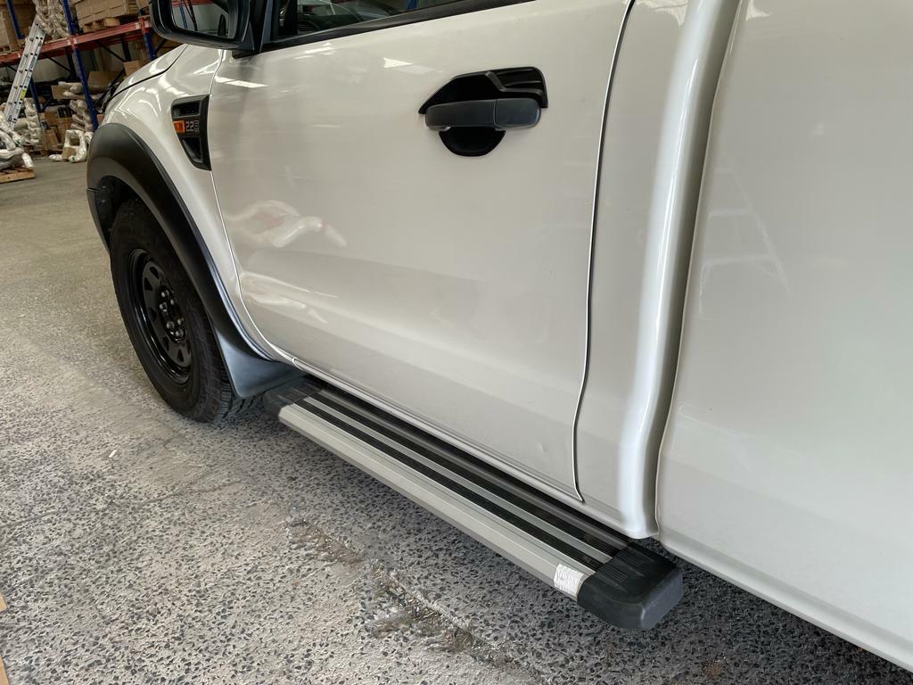 A PAIR Single Cab Alloy Side Steps for FORD Ranger 2012-2021 (S6)