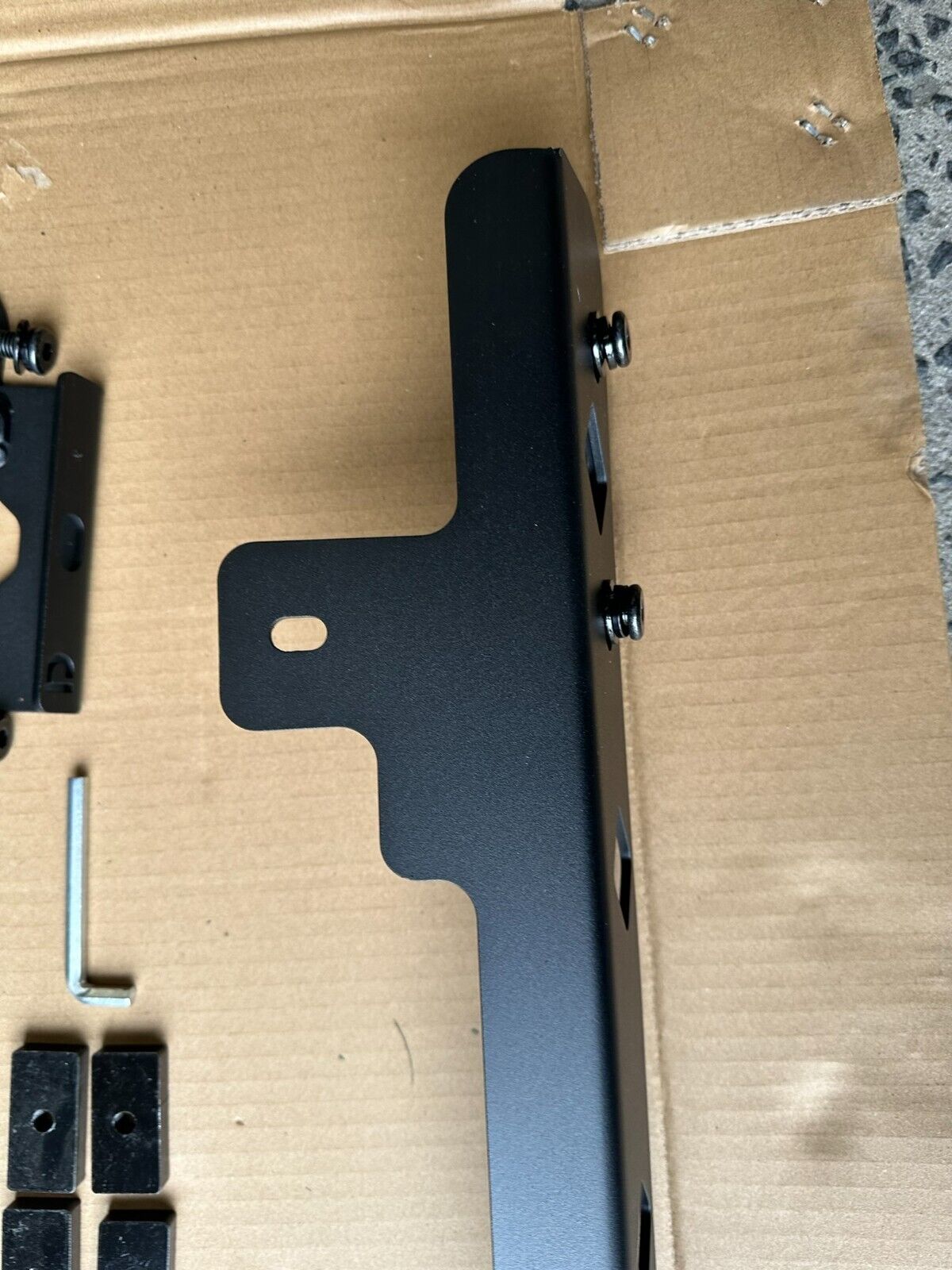 Backbone ROOF RACK Mounting System For Isuzu Dmax D-max DUAL CAB 09/2020-2024