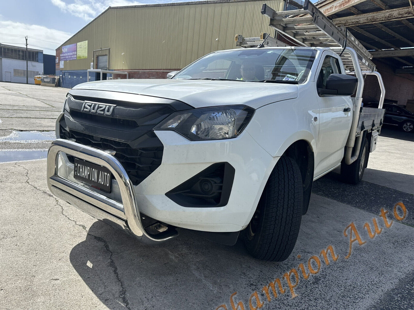 Nudge Bar 3.5'' Oval Stainless Steel Oval FIT Isuzu DMAX D-MAX 9/2020-2024