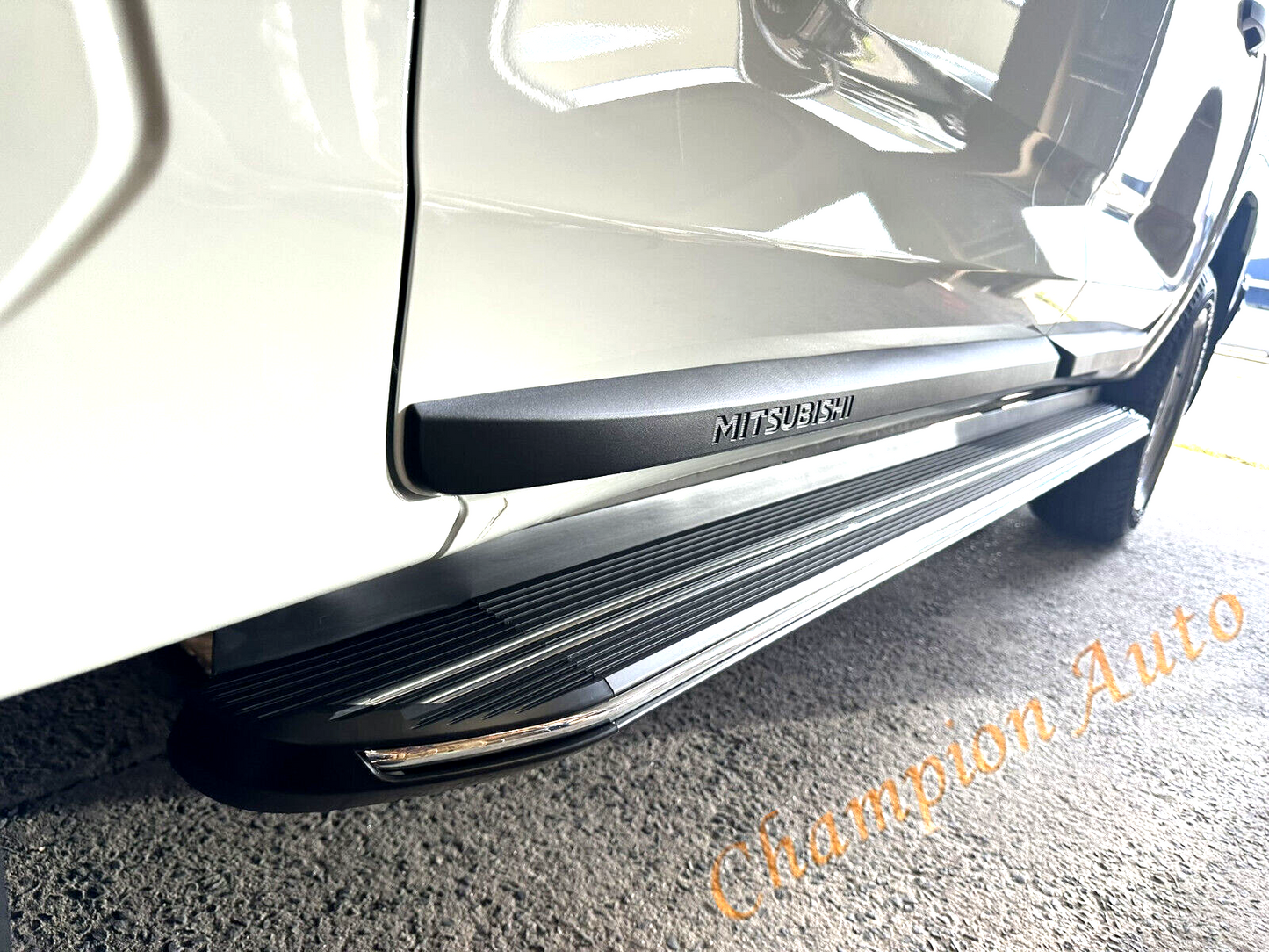 Pair of Alloy side steps For All-New Mitsubishi MV Triton Dual Cab 2024+ (XR)
