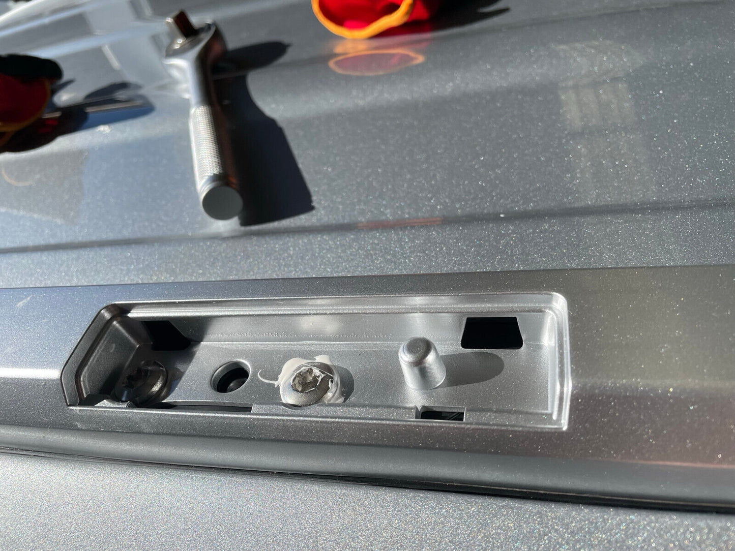 Roof rack crossbars with Silver Roof Rails For Kluger GX FROM 03/2021-2024