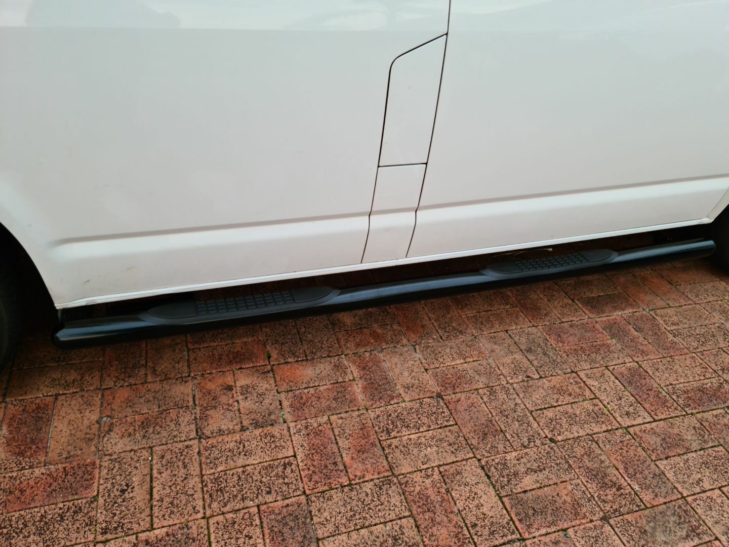 VW T6  TRANSPORTER CARAVELLE MULTIVAN SWB BLACK RUNNING BOARDS SIDE STEPS