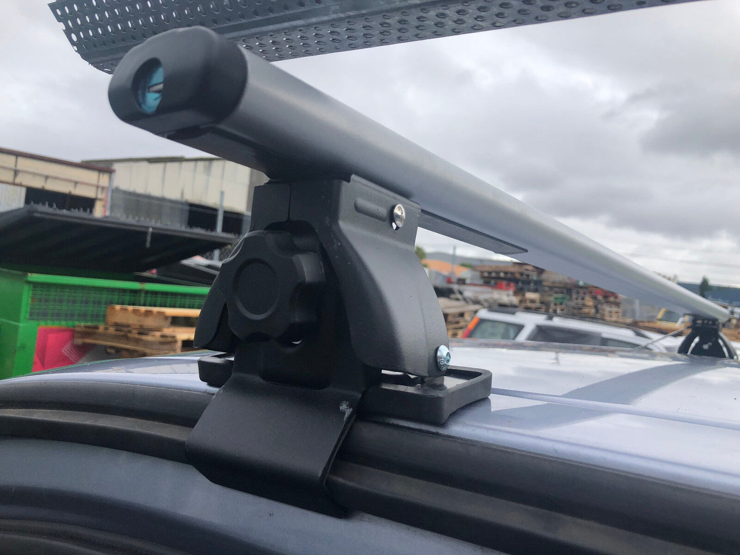 Silver Roof Racks Aluminum Two Cross Bars 52'' fit Toyota Hilux 2005-2015