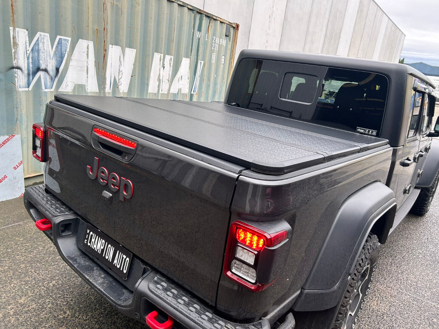 Alloy Folding Tri-Fold HARD Cover For Jeep Gladiator JT Truck Bed 2020-2024