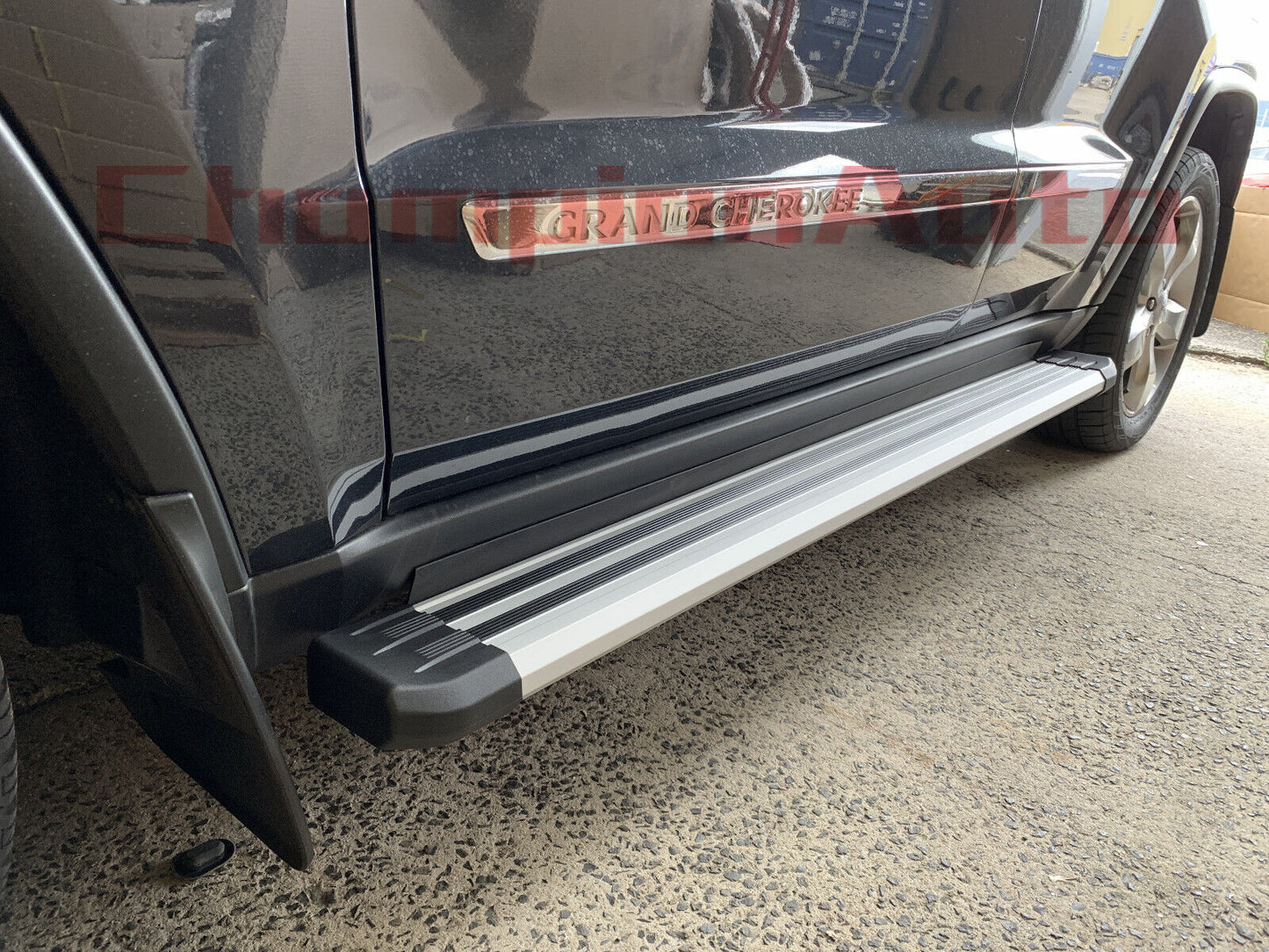 Side Steps FOR Jeep Grand Cherokee WK 2011-2022 With Heavy Duty Brackets (S6)