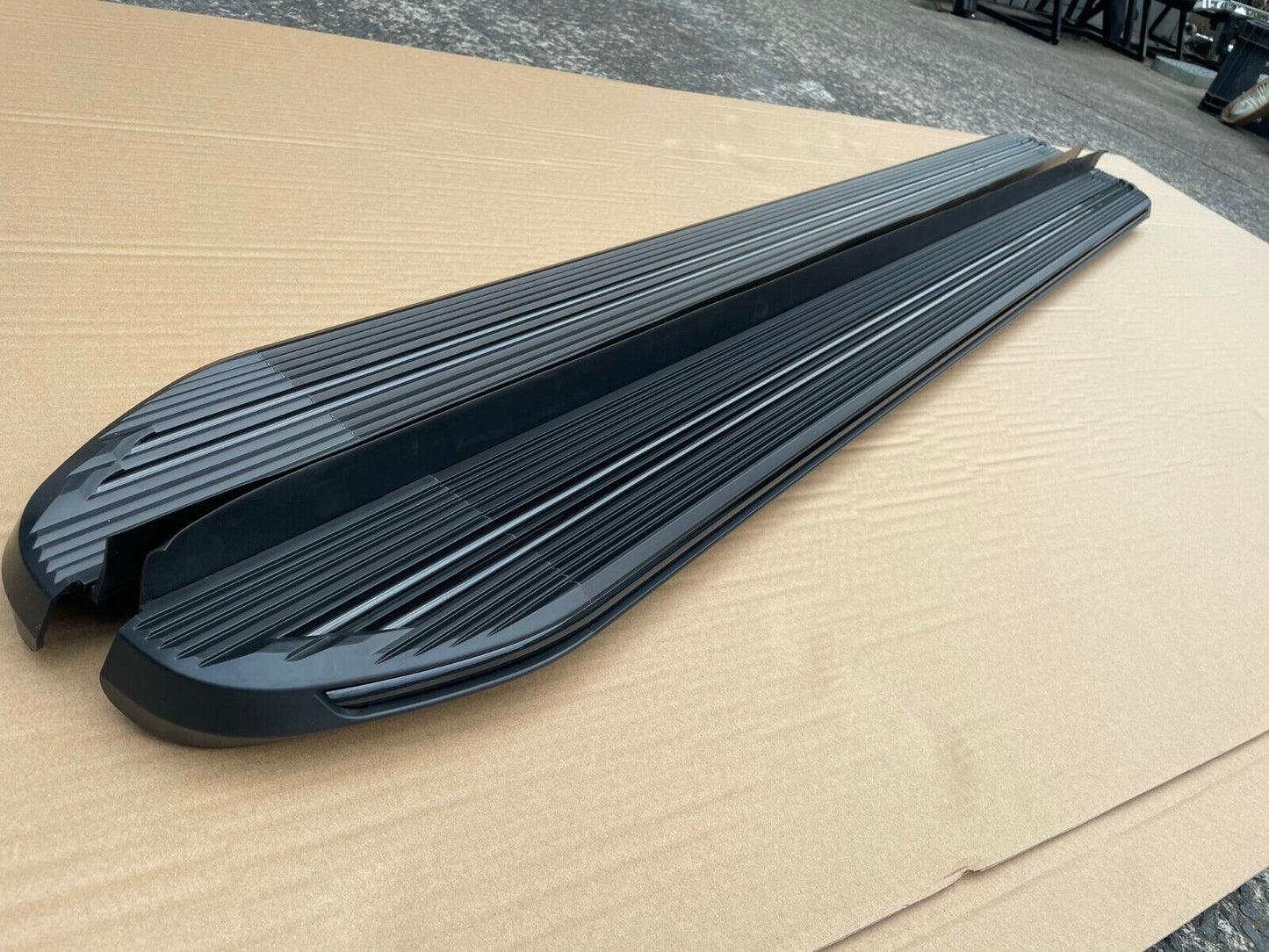Super Cab  BLACK Alloy Side Steps TO FIT FORD RANGER Super Cab 2012 - 2022 (XRB)