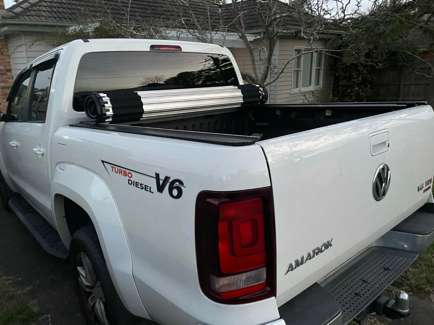 VW AMAROK 2010-2022 Aluminium ROLLER SHUTTER COVER Tonneau (Top Roll Style)