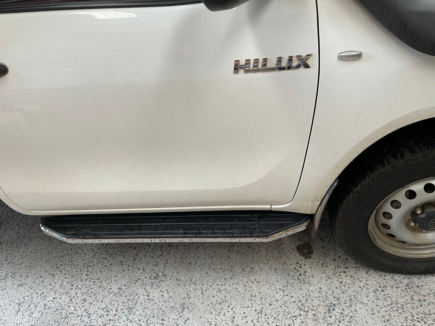 Single Cab Side Steps FOR Toyota Hilux Workmate 2015 - 2024 (CMP88)